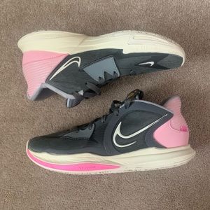 Size 8.5 - Kyrie 5 Low Preservation Basketball Shoes